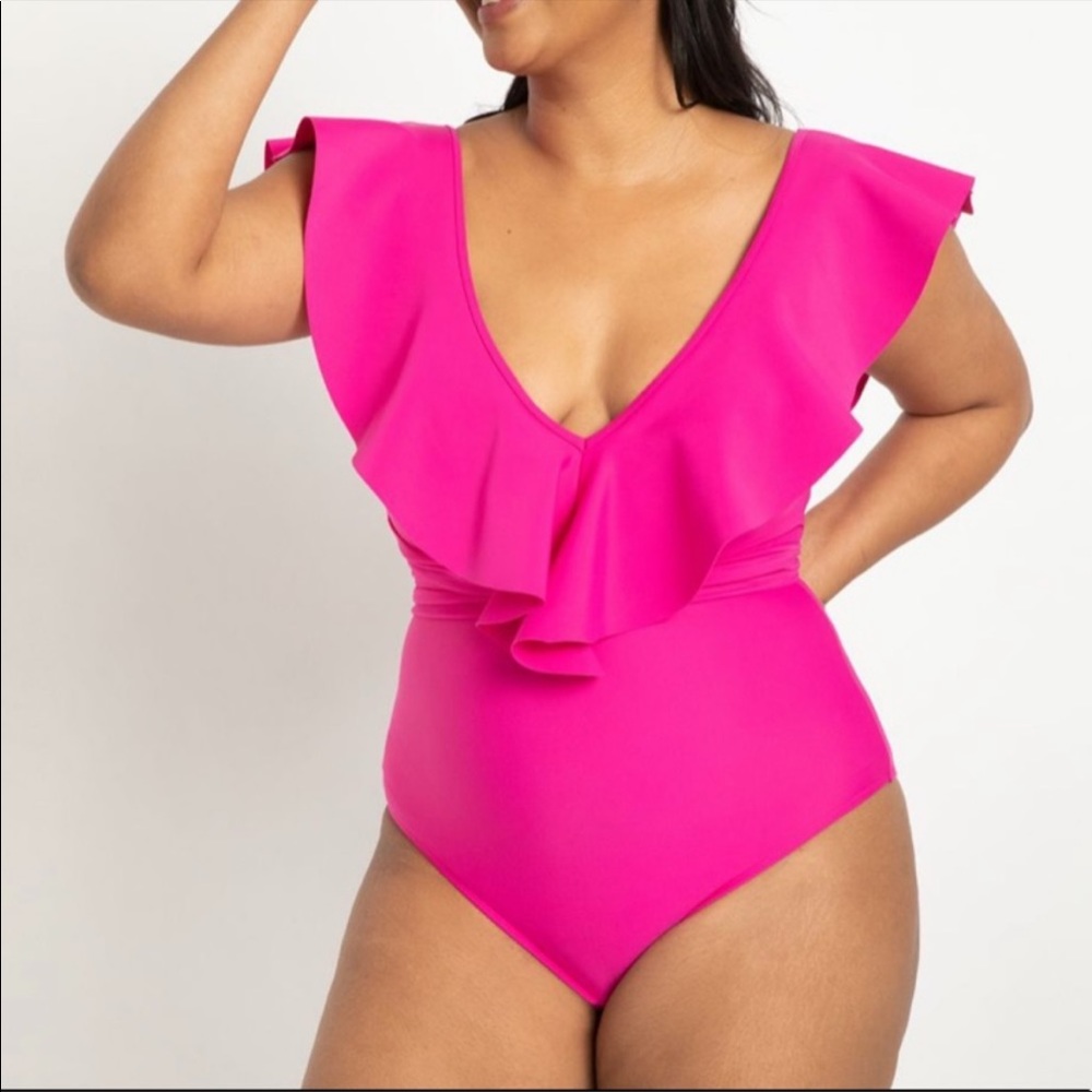 Eloquii ruffle shoulder swimsuit belt NWOT 28 Plus